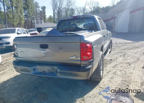 2011 Ram Dakota Bighorn/Lonestar z USA, uszkodzony, nr VIN 1D7RE3GK3BS564188